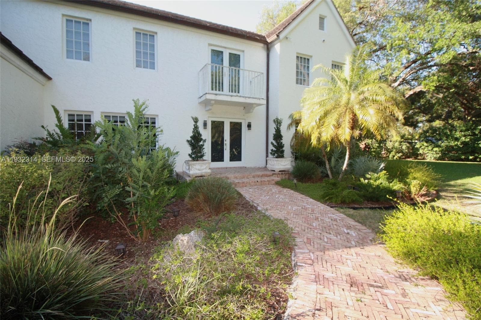 6750 Granada Blvd photo 4