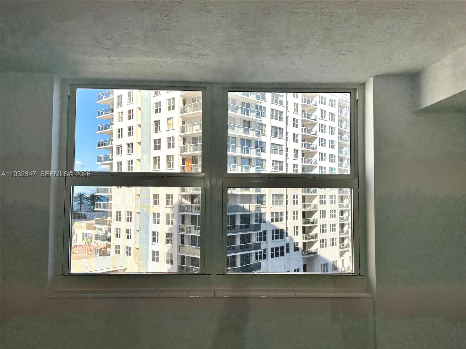 3001 Ocean Dr 645 photo 18