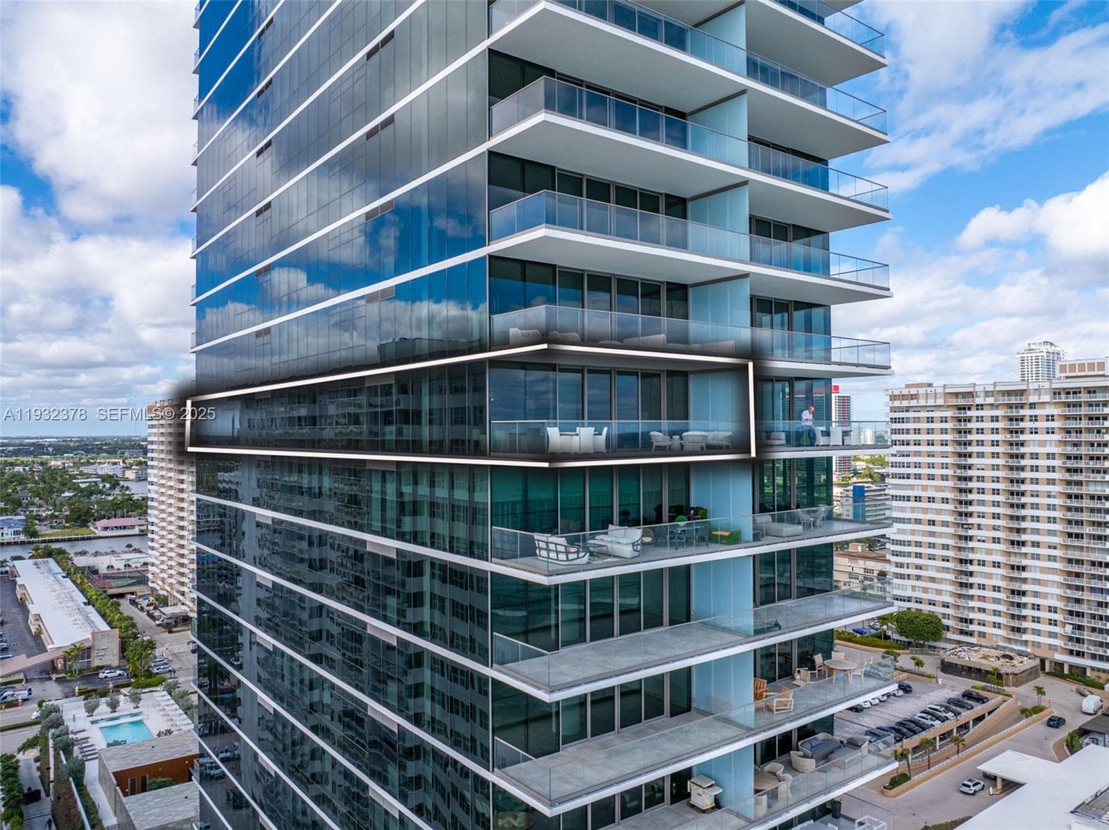 2000 S Ocean Dr 18B photo 8