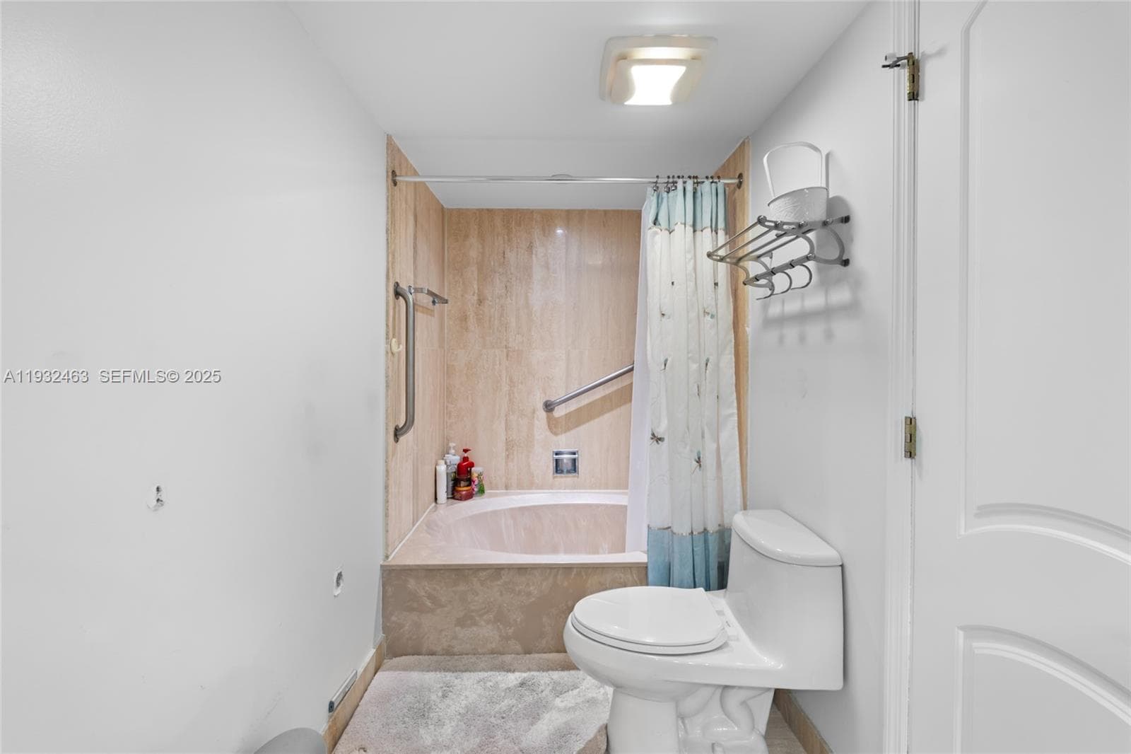 1201 Ocean Dr 1810S photo 22