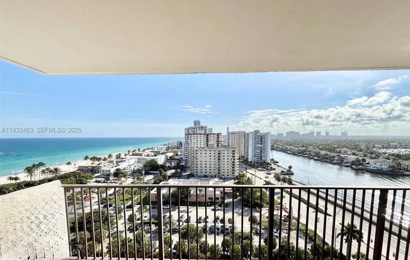 1201 Ocean Dr 1810S photo 1