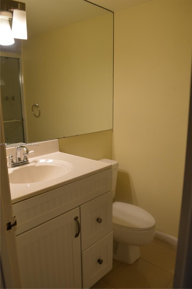 200 Leslie Dr 303 photo 17