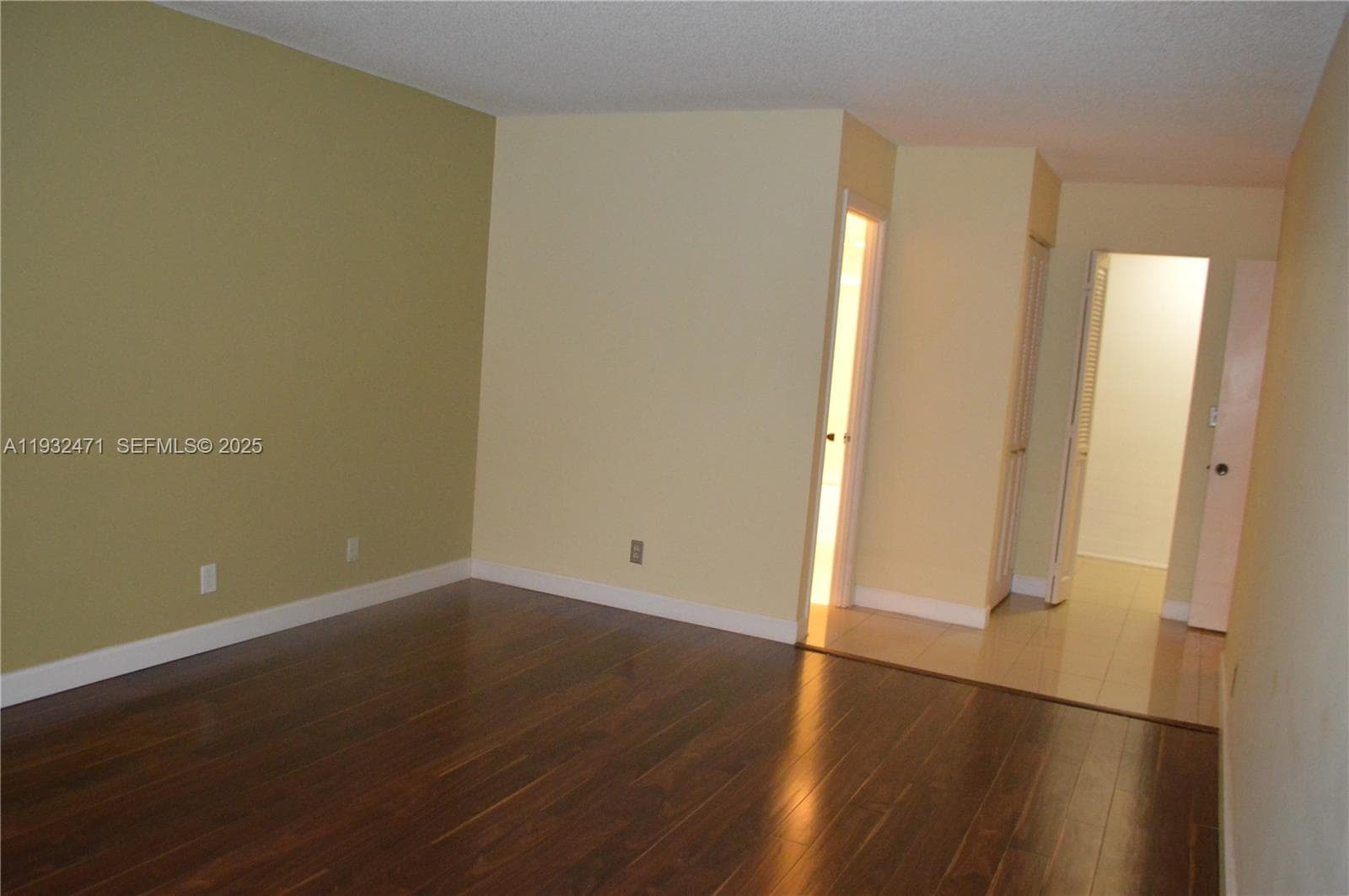 200 Leslie Dr 303 photo 12