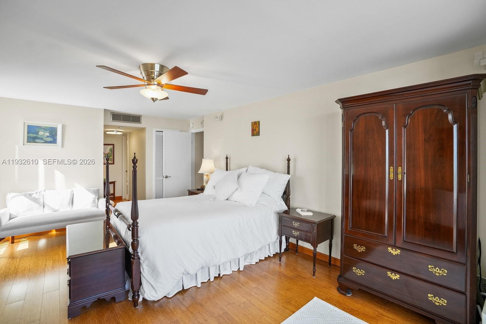 6423 Collins Ave 1005 photo 13