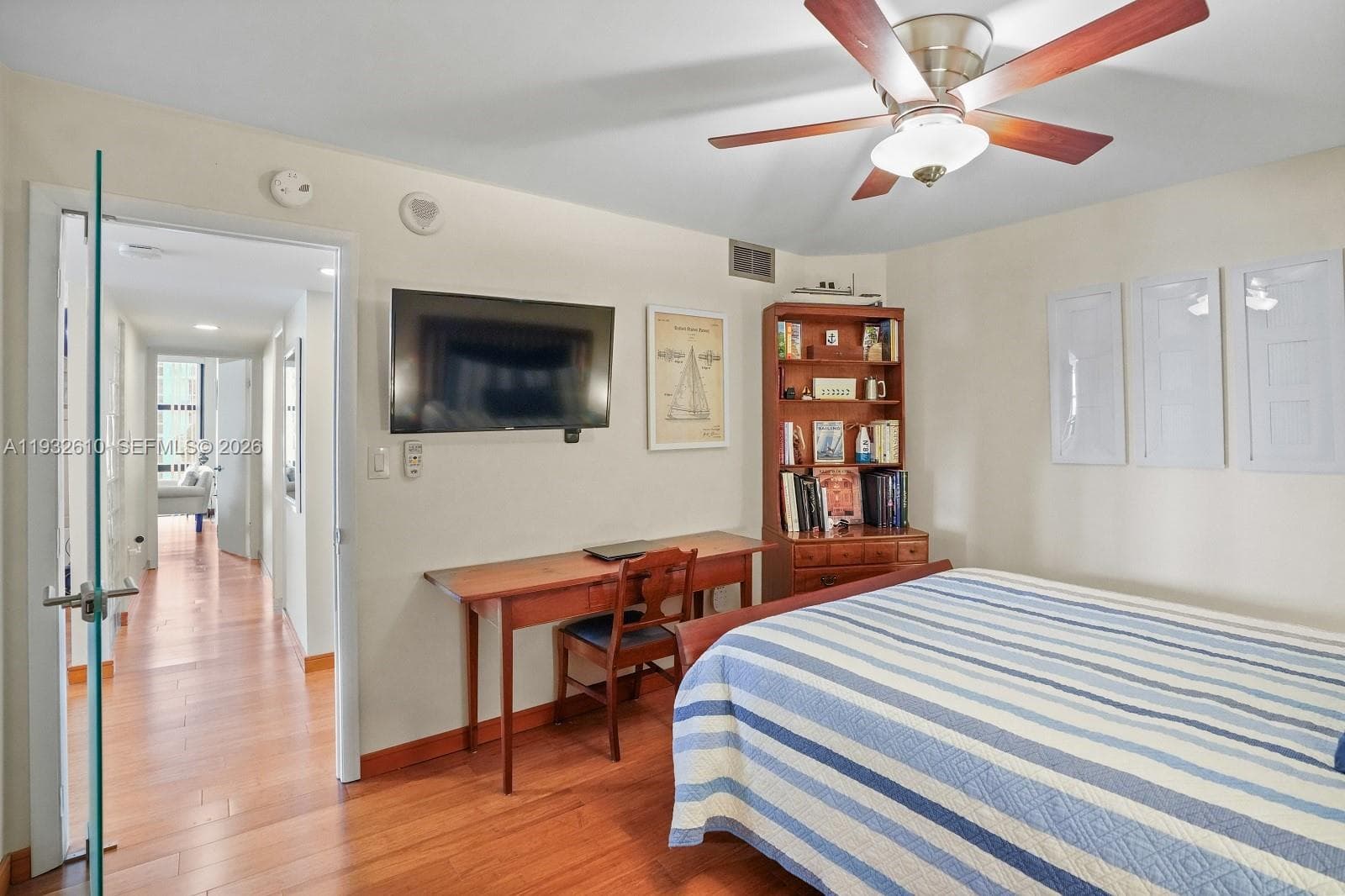 6423 Collins Ave 1005 photo 20