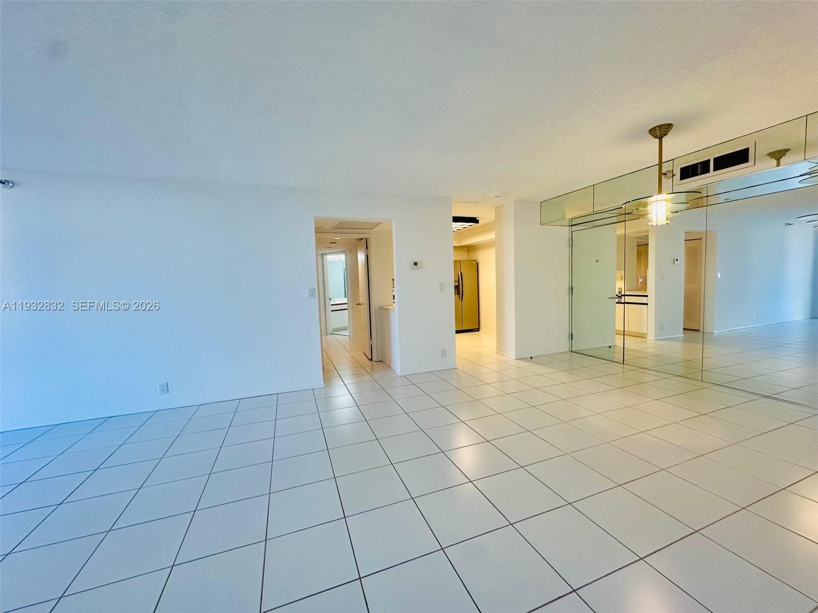 19101 NE 36th Ct 1409 photo 14