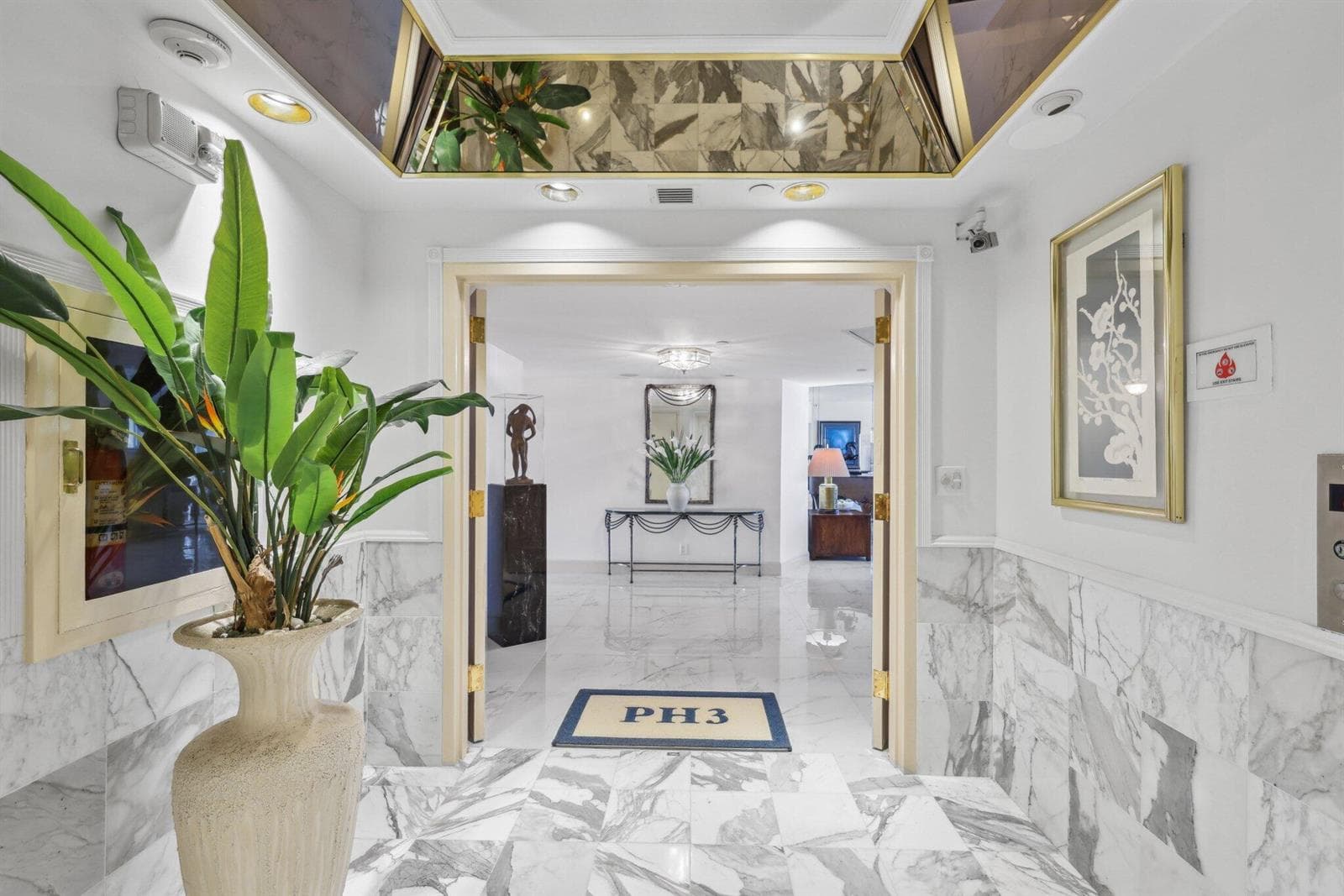 4001 N Ocean Boulevard Ph3 photo 4