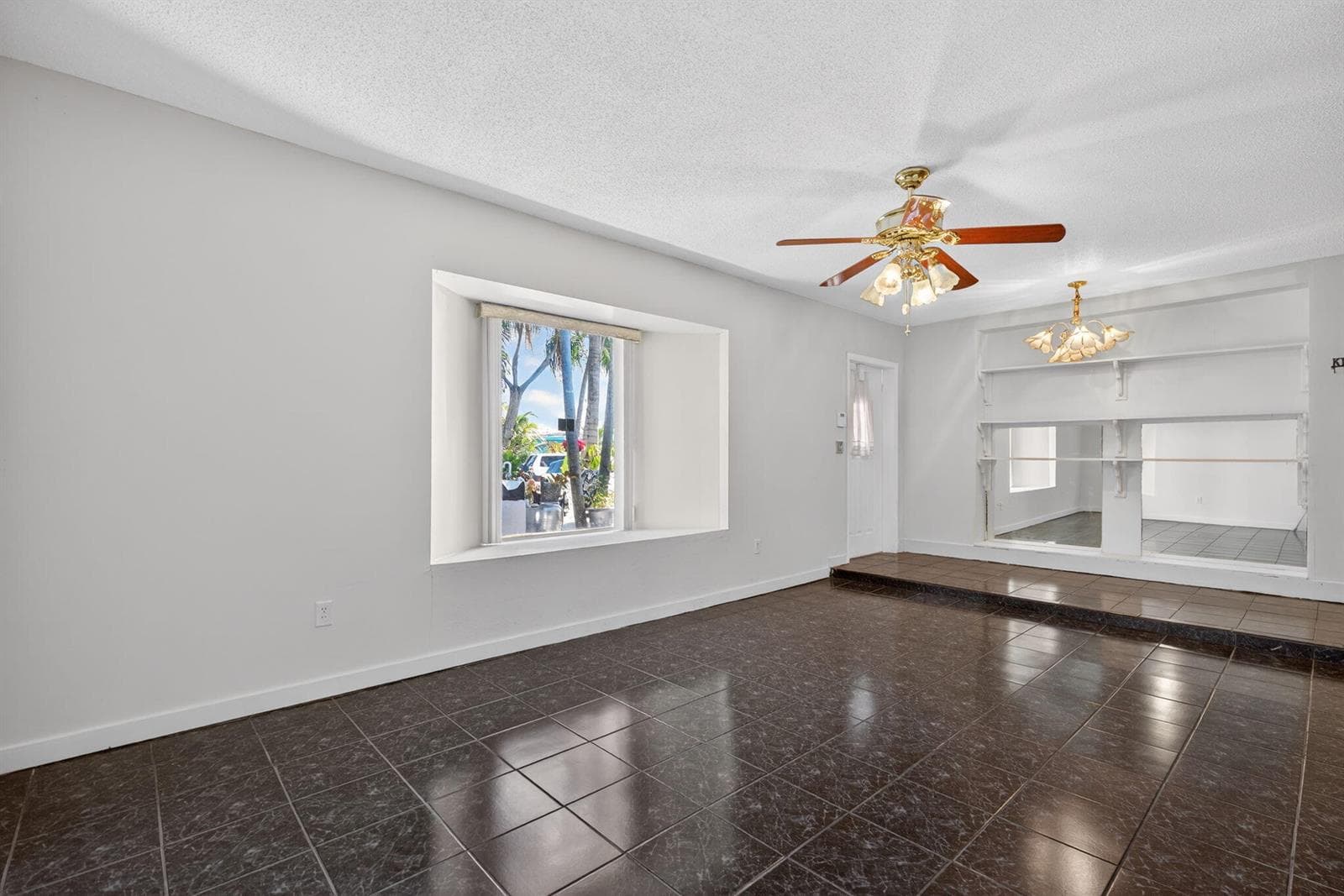 225 S Sequoia Drive photo 16