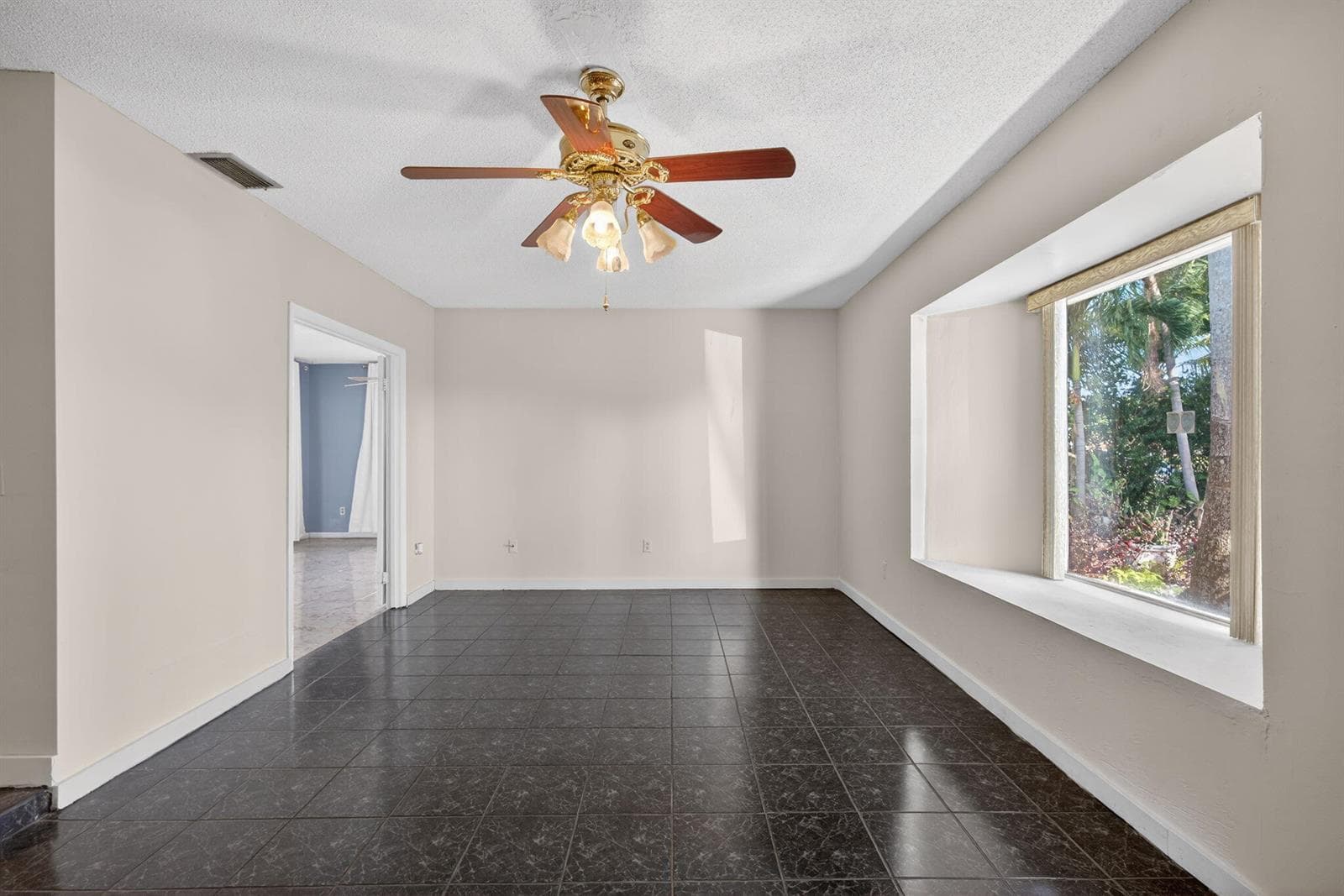 225 S Sequoia Drive photo 14