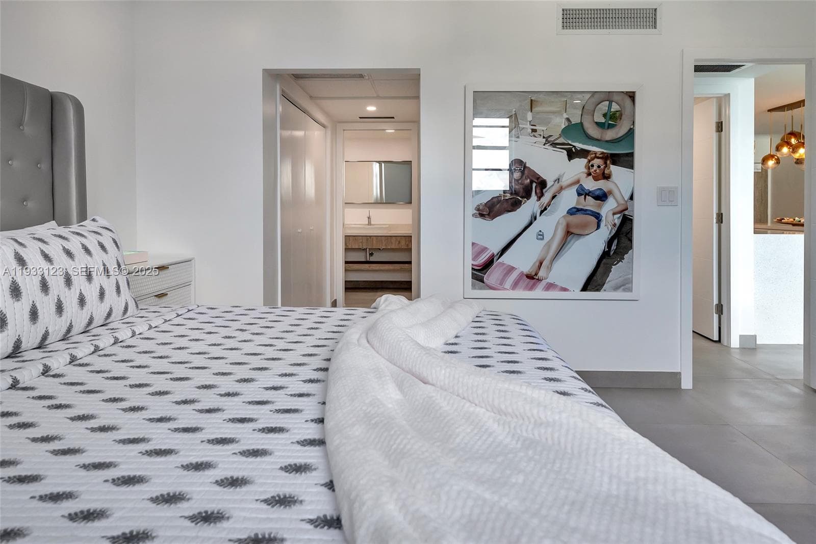 4001 Ocean Dr 14H photo 10