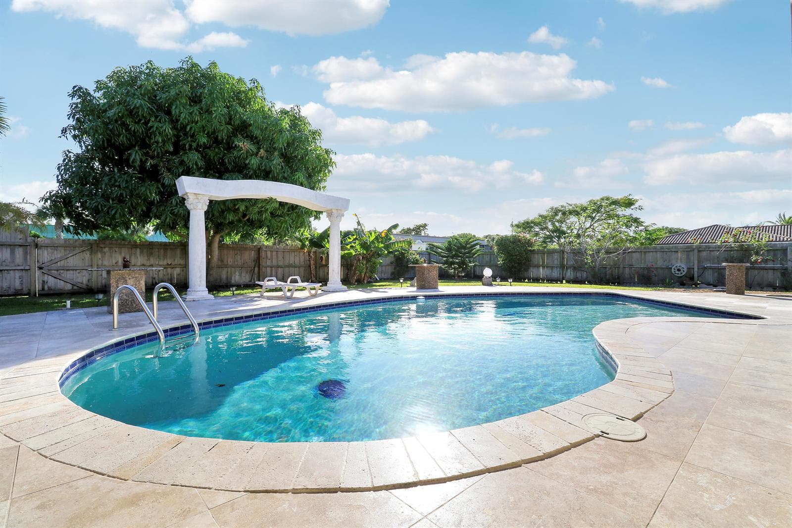 10868 Larch Court photo 17