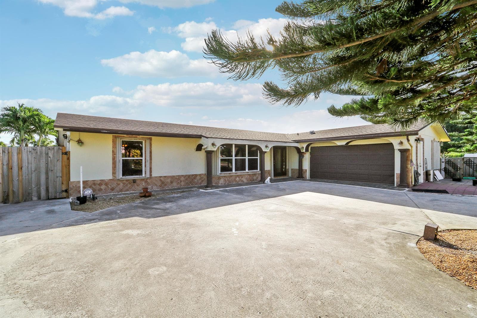 10868 Larch Court photo 20