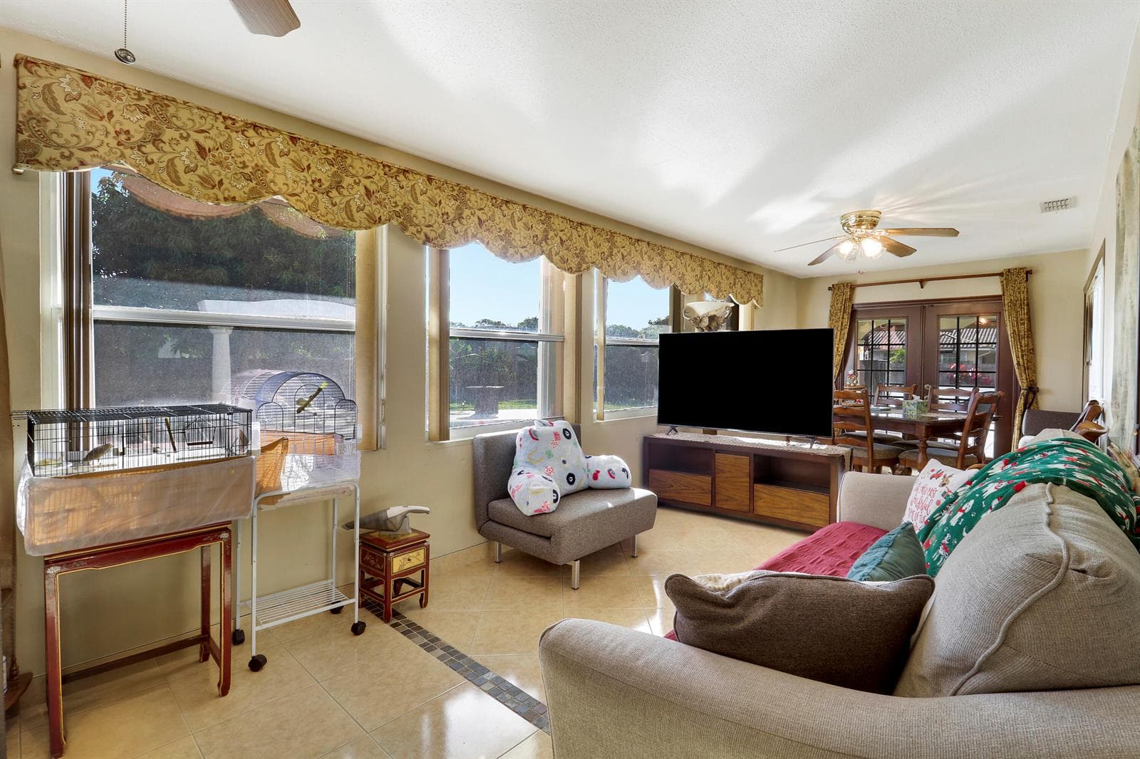 10868 Larch Court photo 4