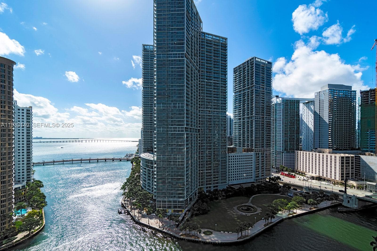 300 Biscayne Blvd Way 1901 photo 5