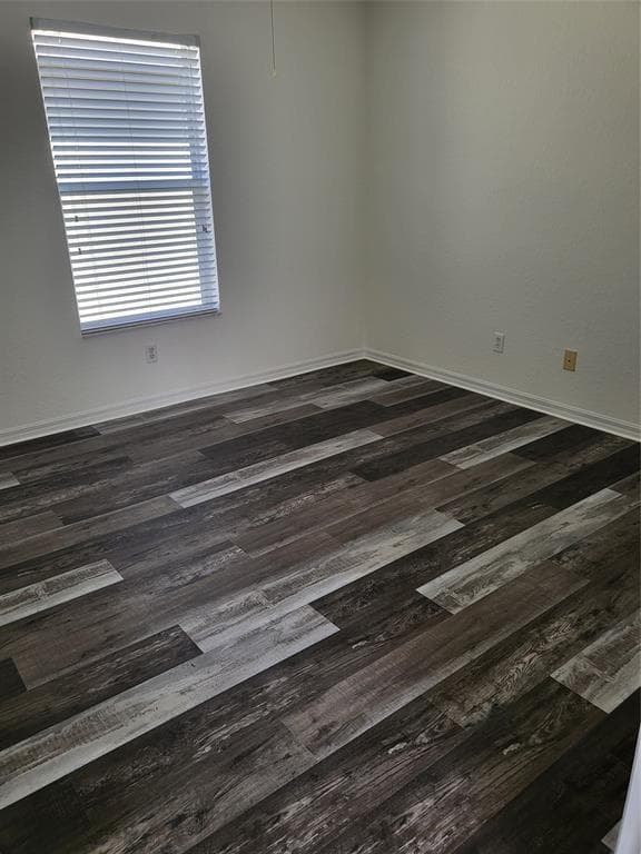2040 SE Avon Park Drive photo 11