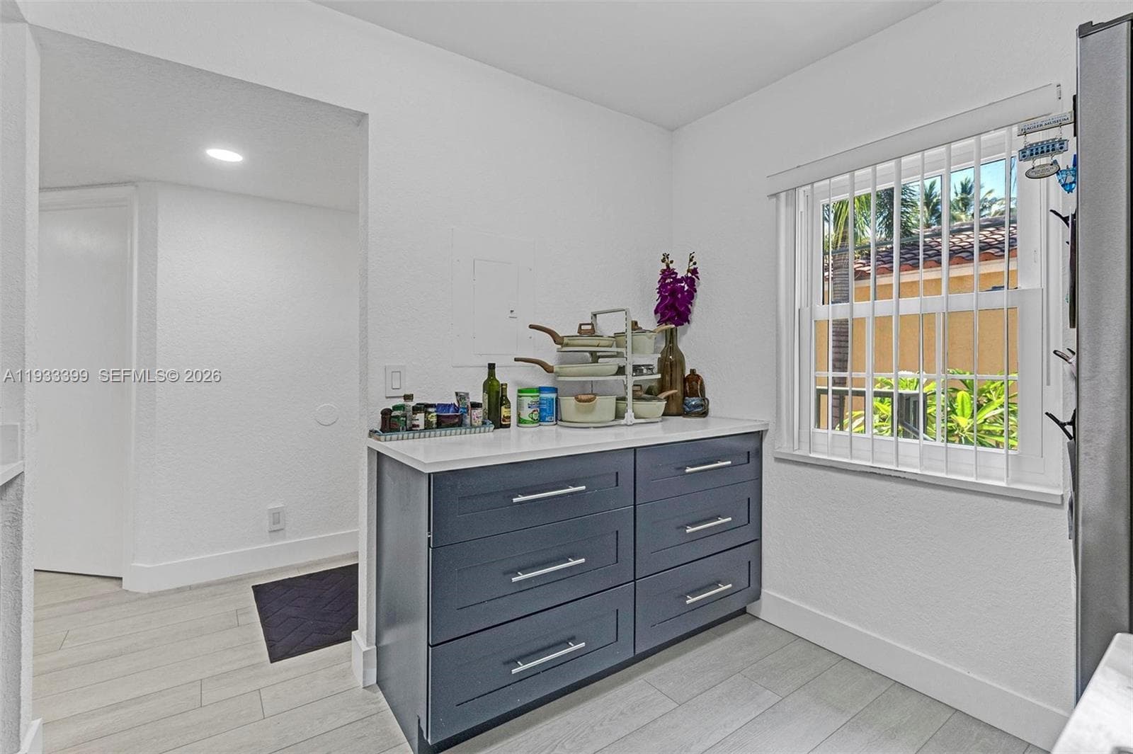 1105 Lake Shore Dr 202 photo 6