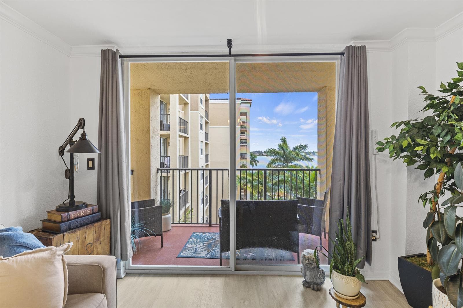 1801 N Flagler Drive 721 photo 13
