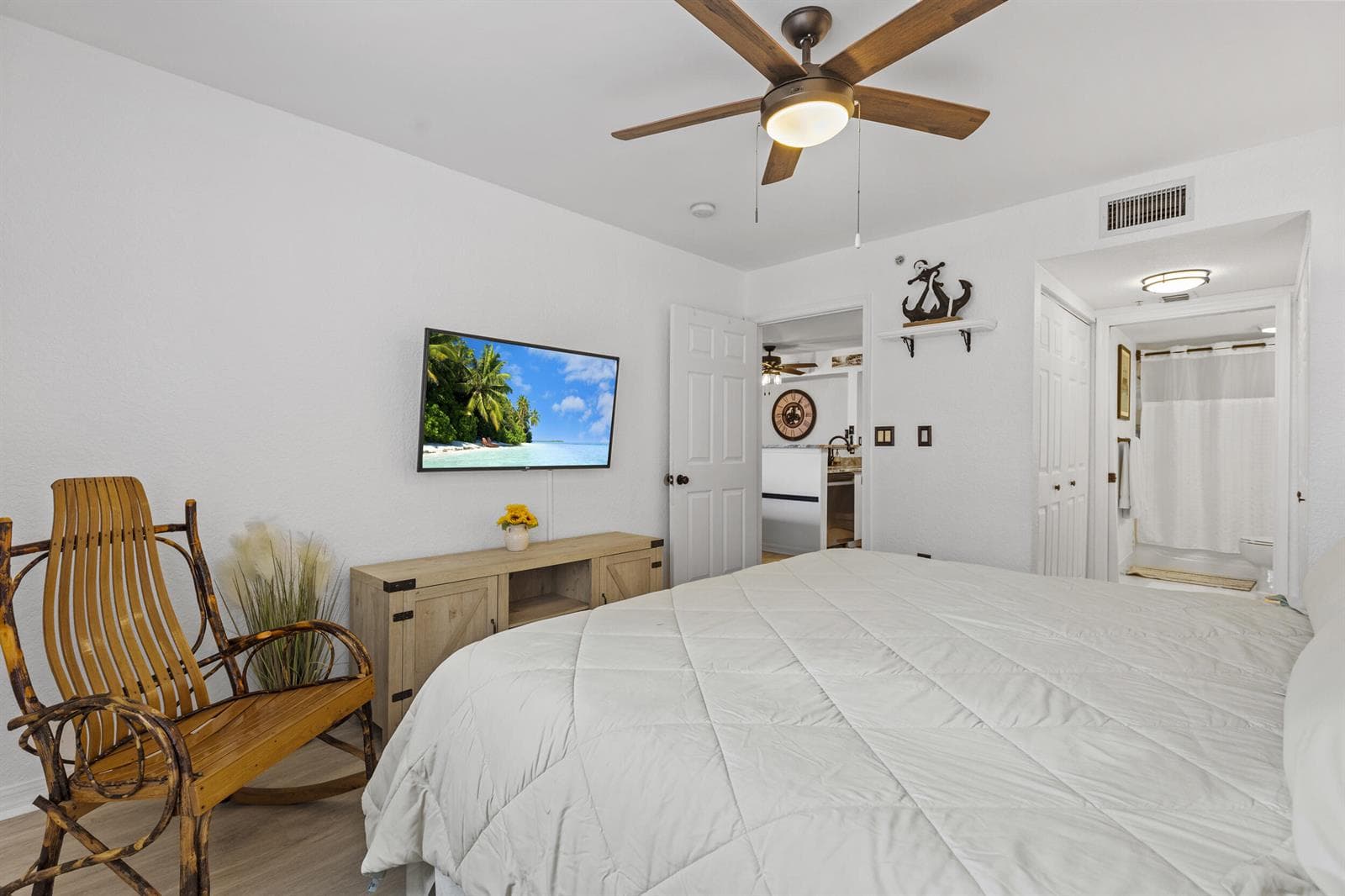 1801 N Flagler Drive 721 photo 17