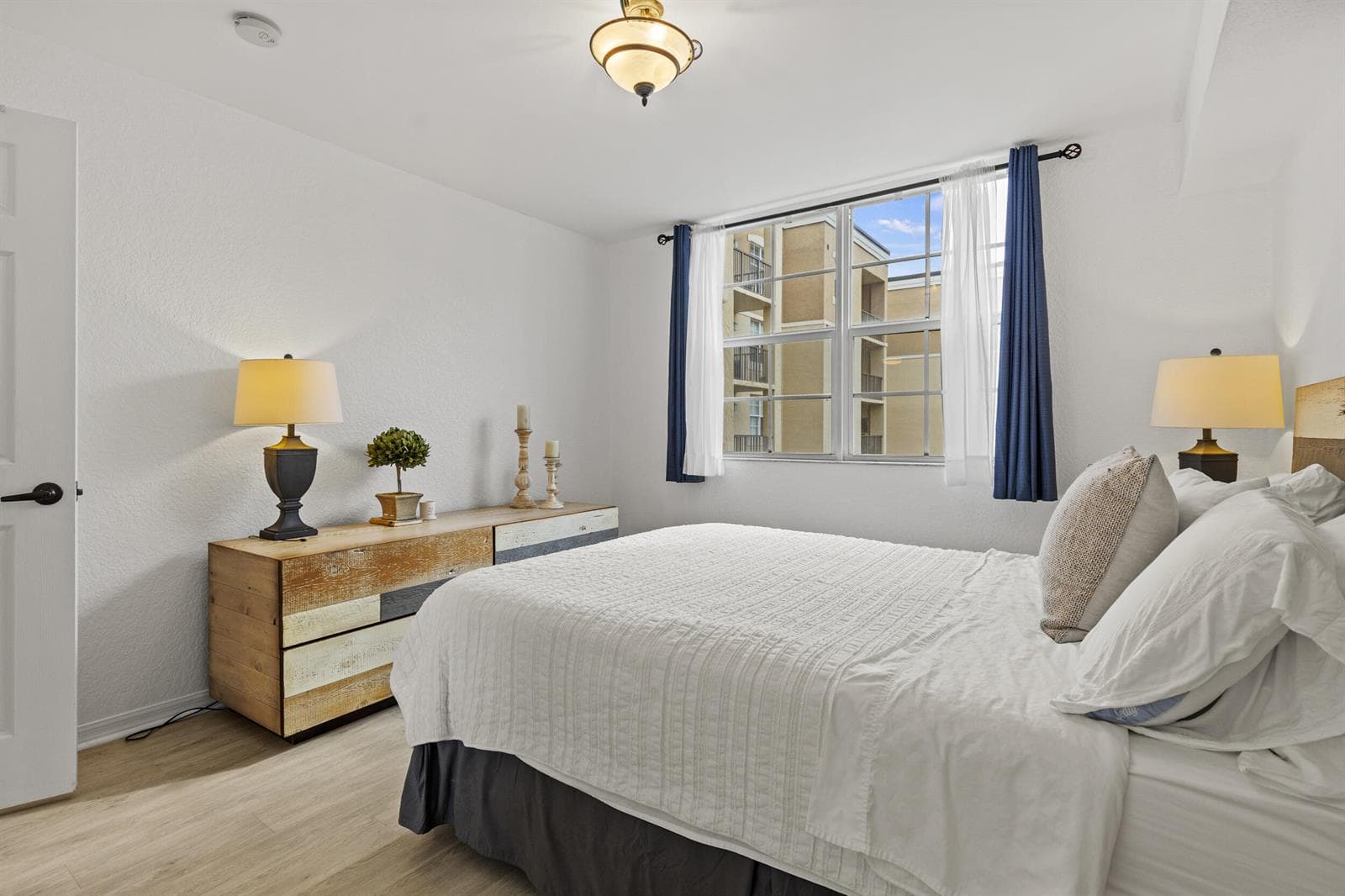1801 N Flagler Drive 721 photo 24