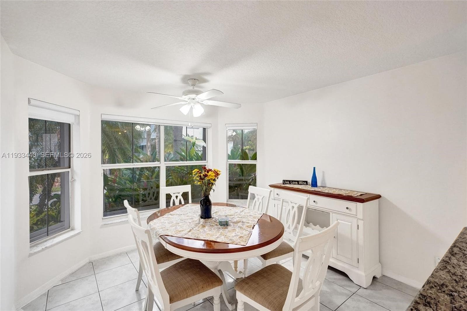1046 Satinleaf St photo 12