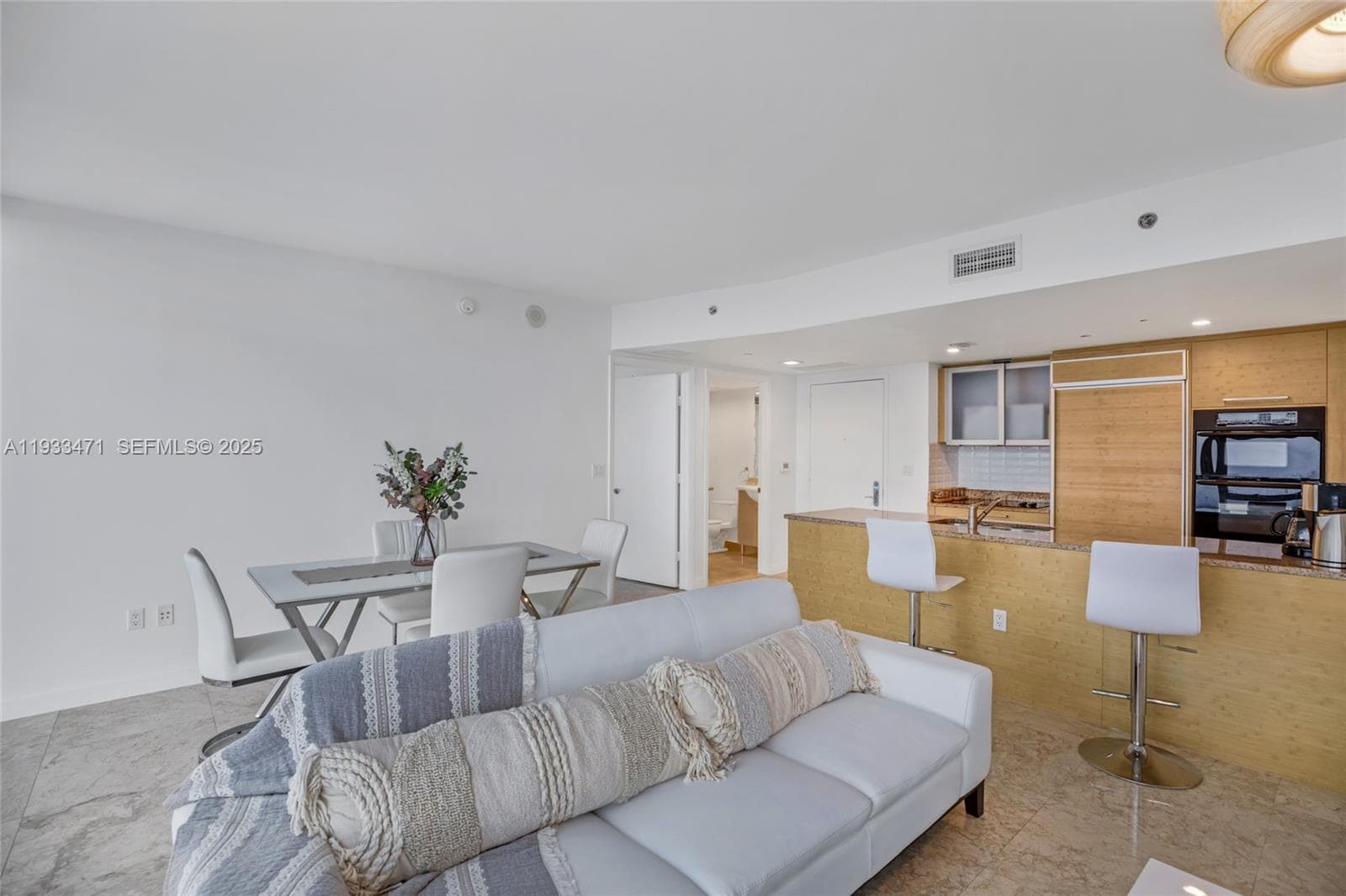 1830 S Ocean Dr 4707 photo 11