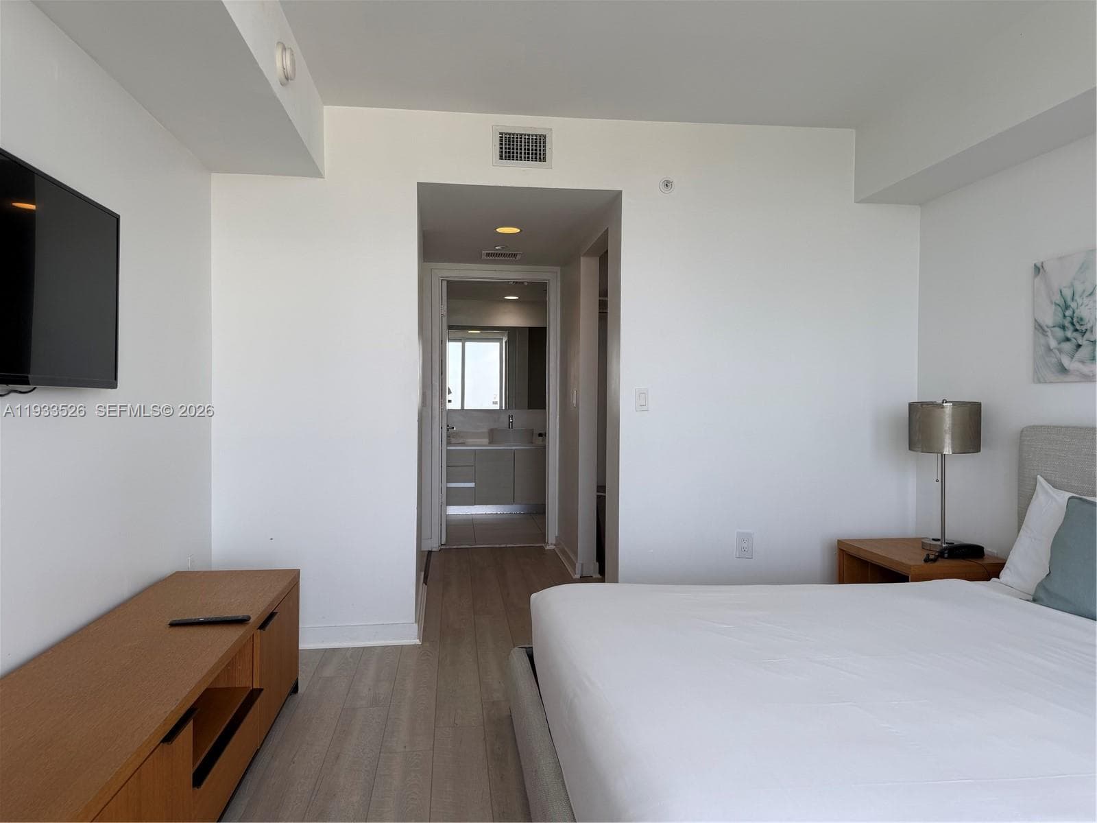 2602 E Hallandale Beach Blvd R1910 photo 10