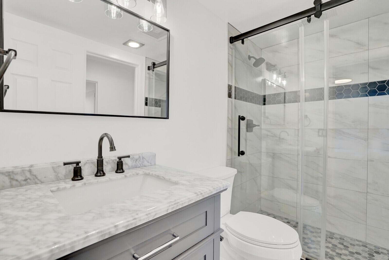 5460 N Ocean Drive 1d photo 8