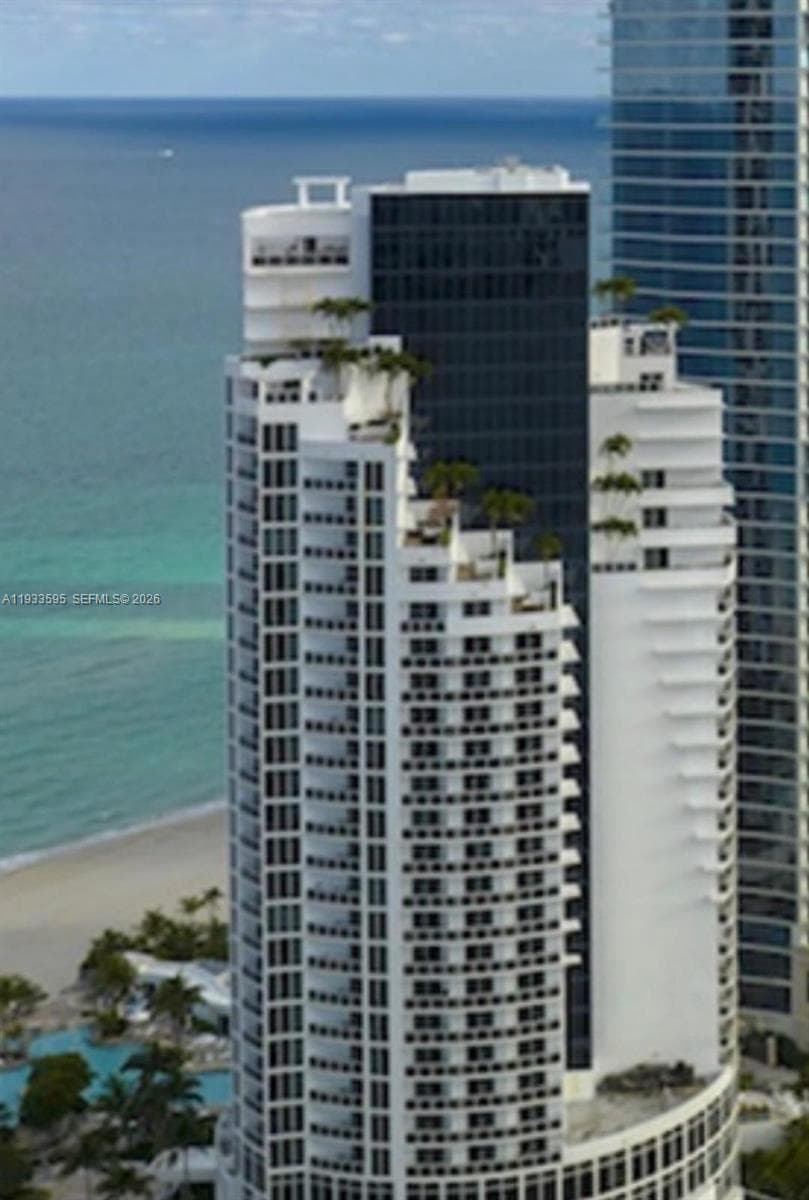 18001 Collins Ave 2811 photo 2