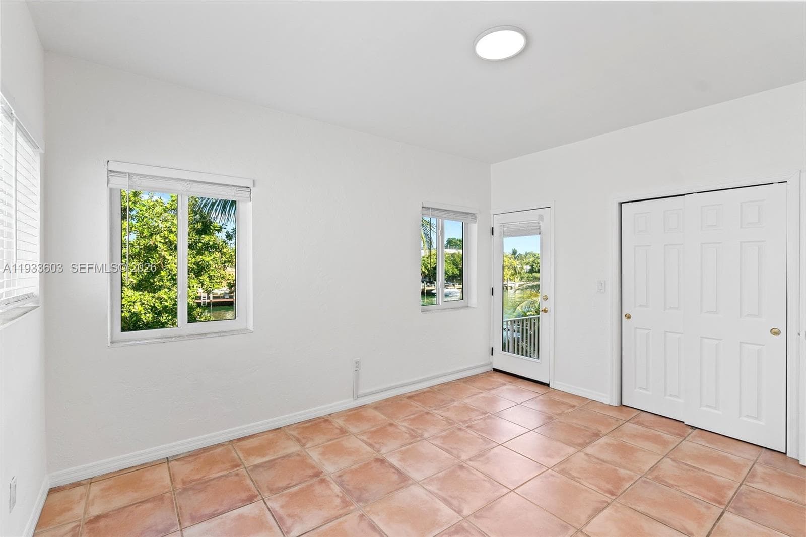 1925 Calais Drive 6 photo 17