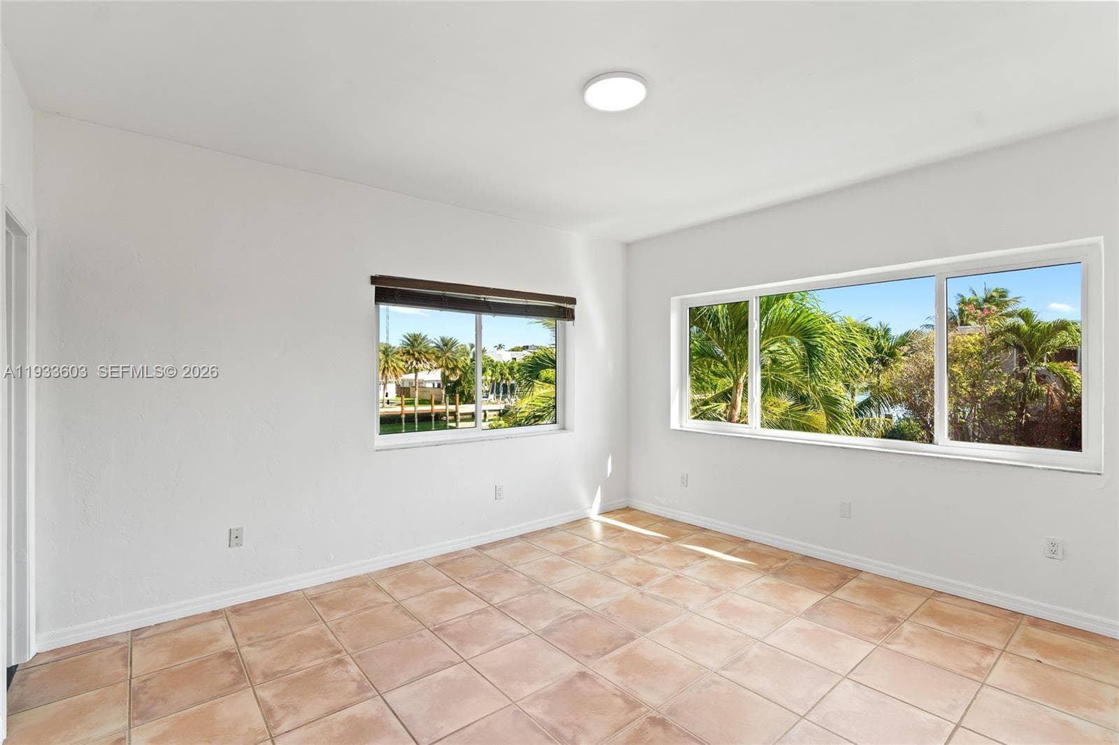 1925 Calais Drive 6 photo 25