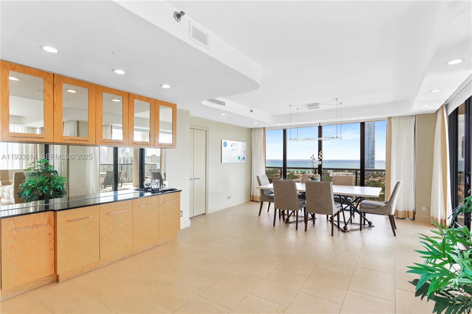 19667 Turnberry Way 17K photo 4