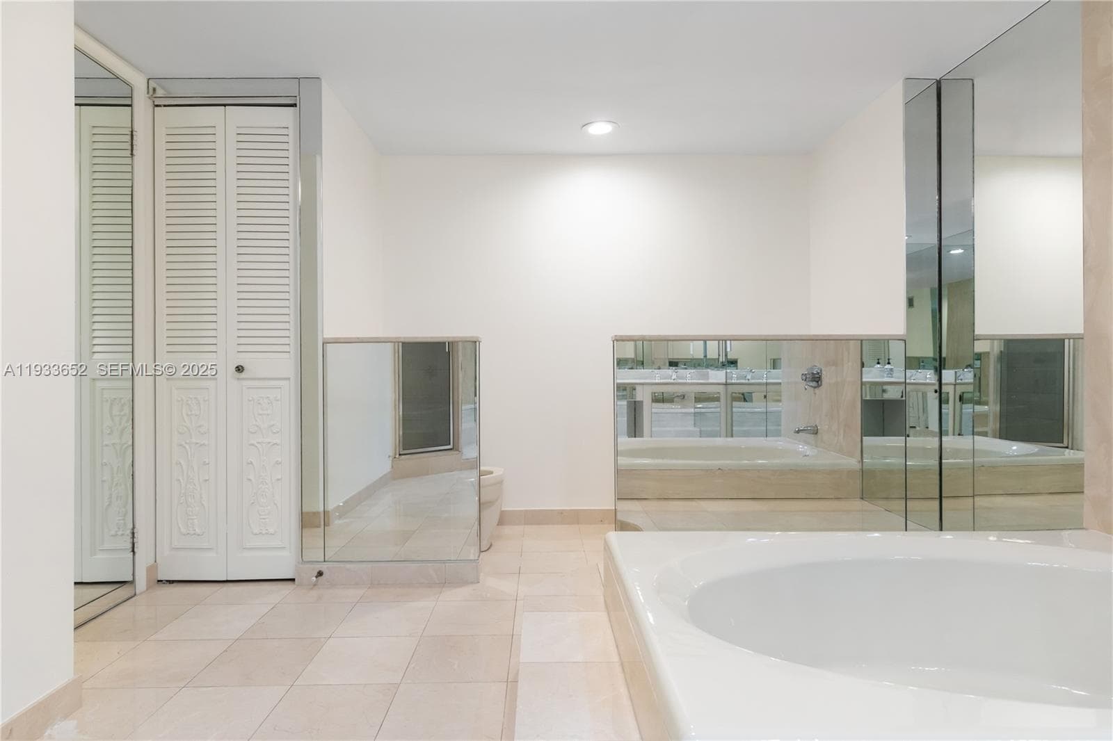 2751 Ocean Dr 208S photo 24