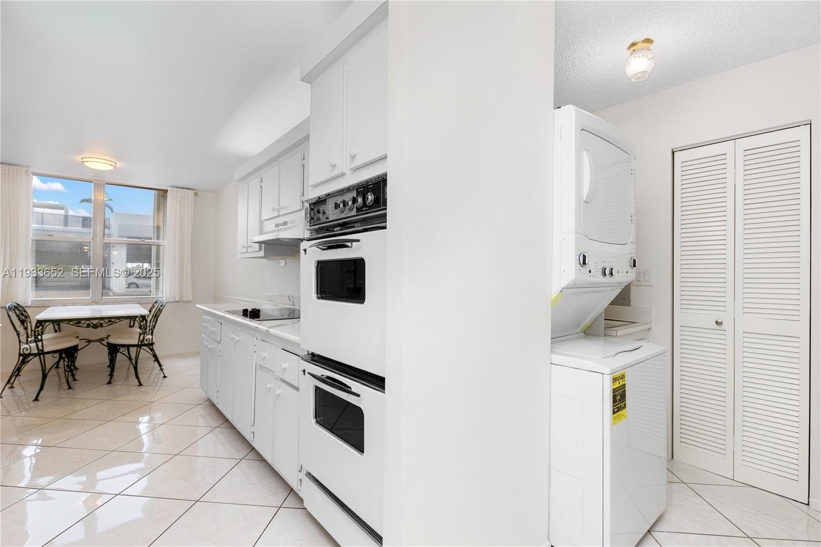 2751 Ocean Dr 208S photo 8