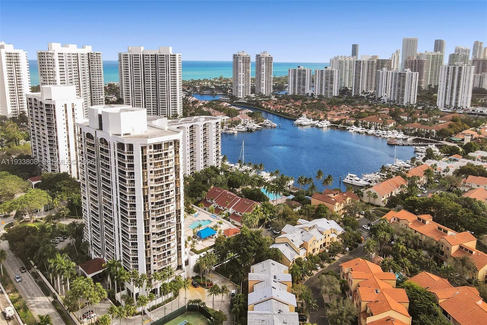 3598 Yacht Club Dr 1003 photo 2