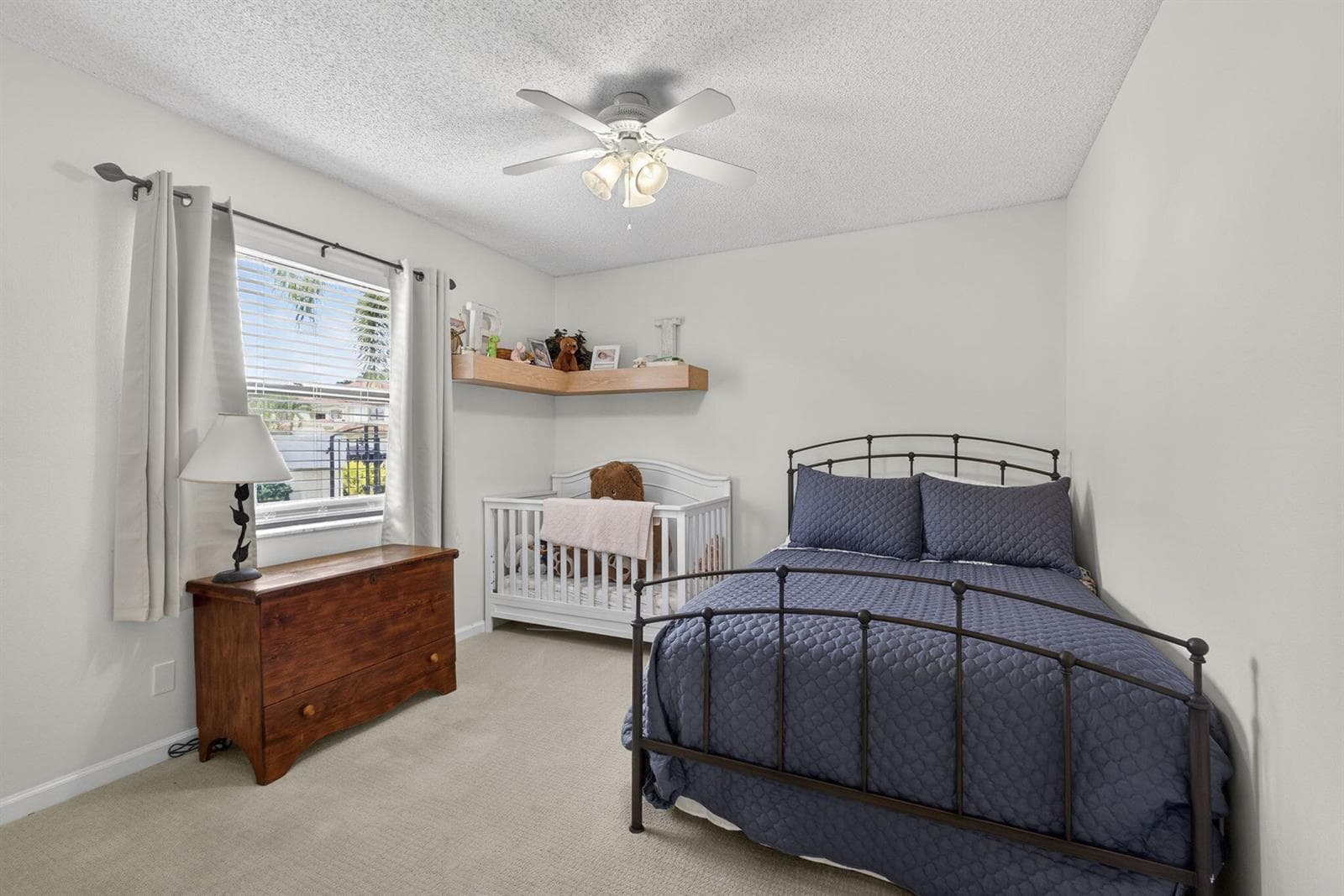 908 Windermere Way photo 23