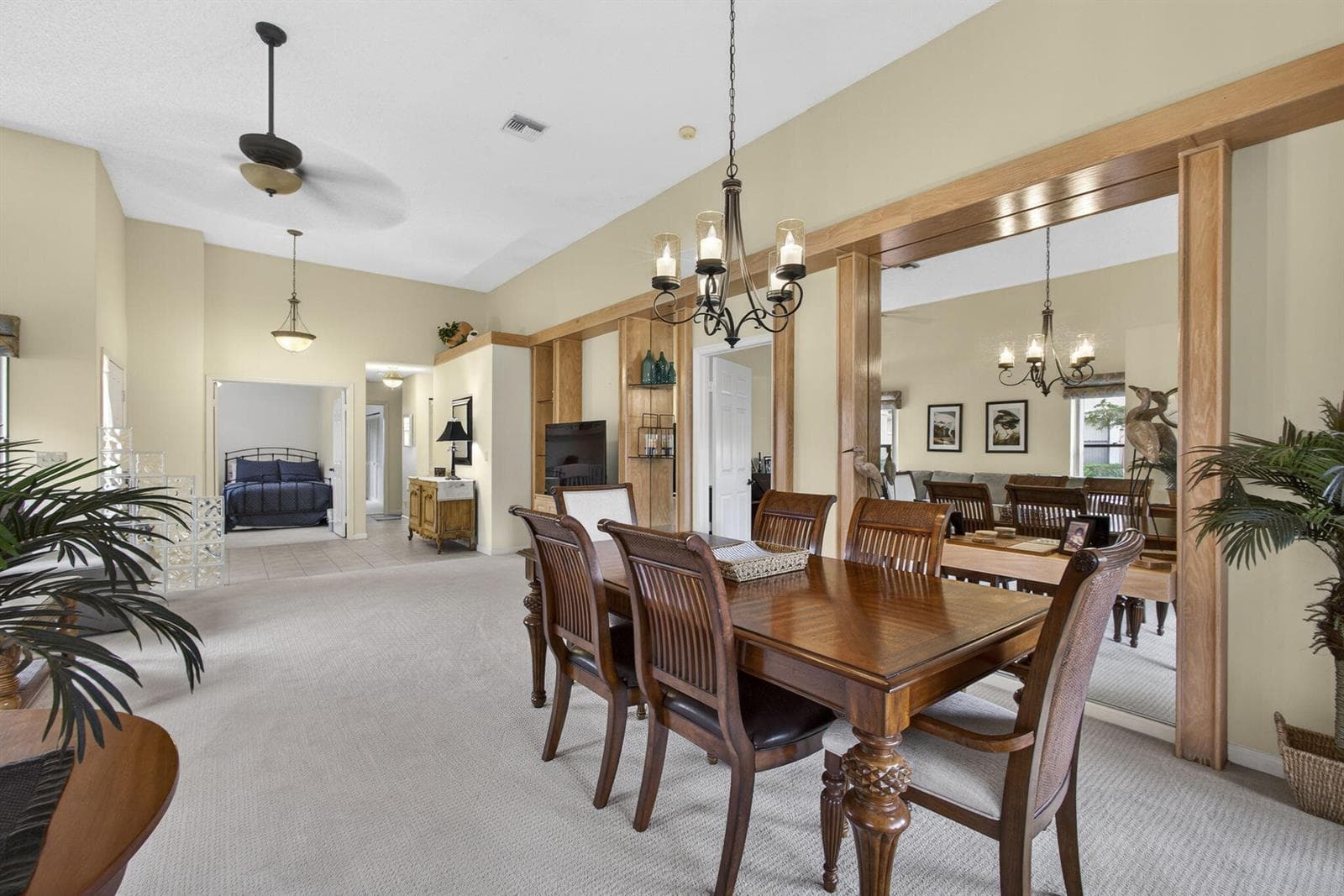 908 Windermere Way photo 9