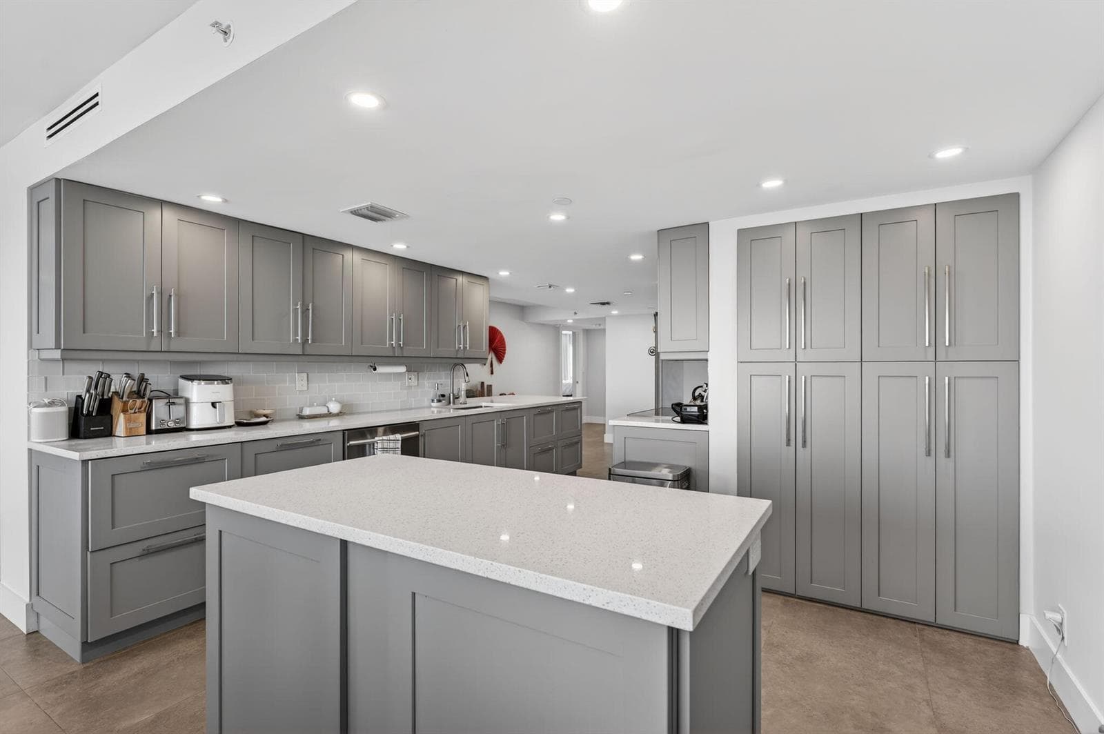 4301 N Ocean Boulevard 1206 photo 12
