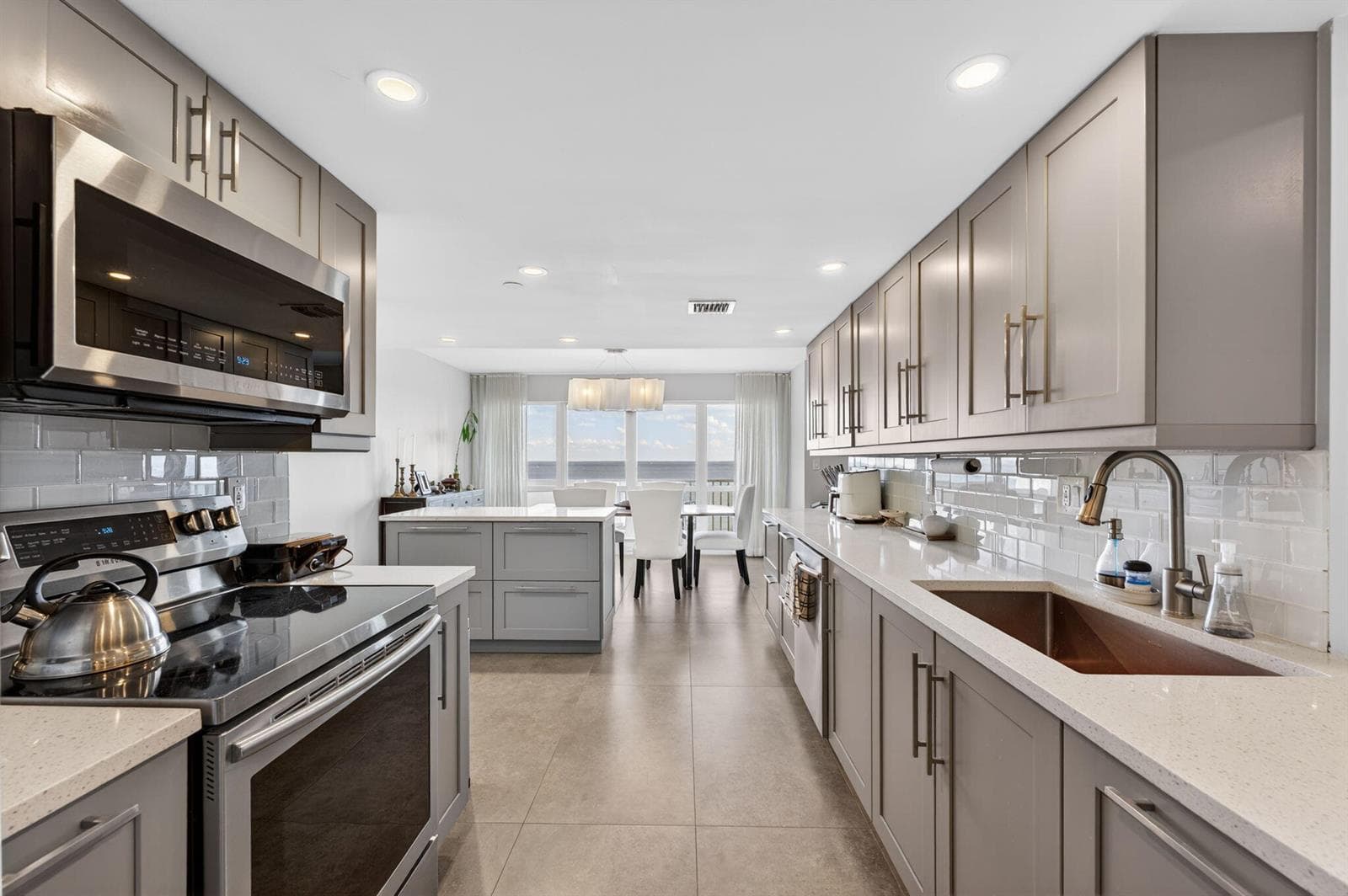 4301 N Ocean Boulevard 1206 photo 10