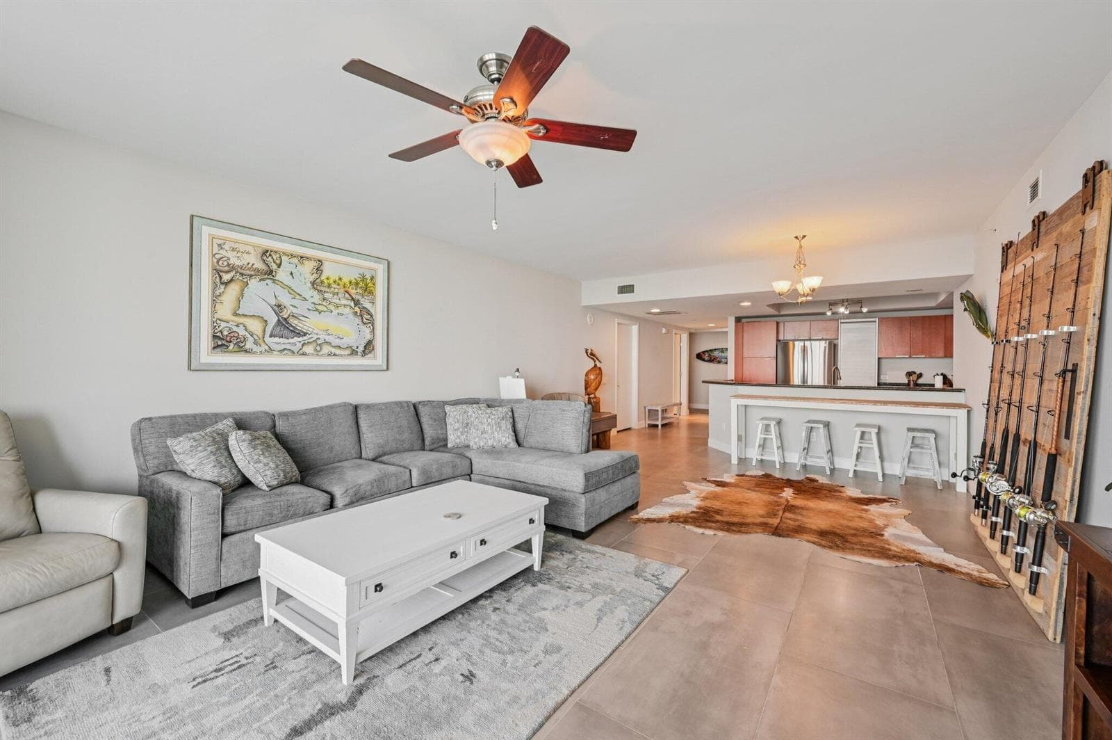 2640 Lake Shore Drive 1810 photo 7