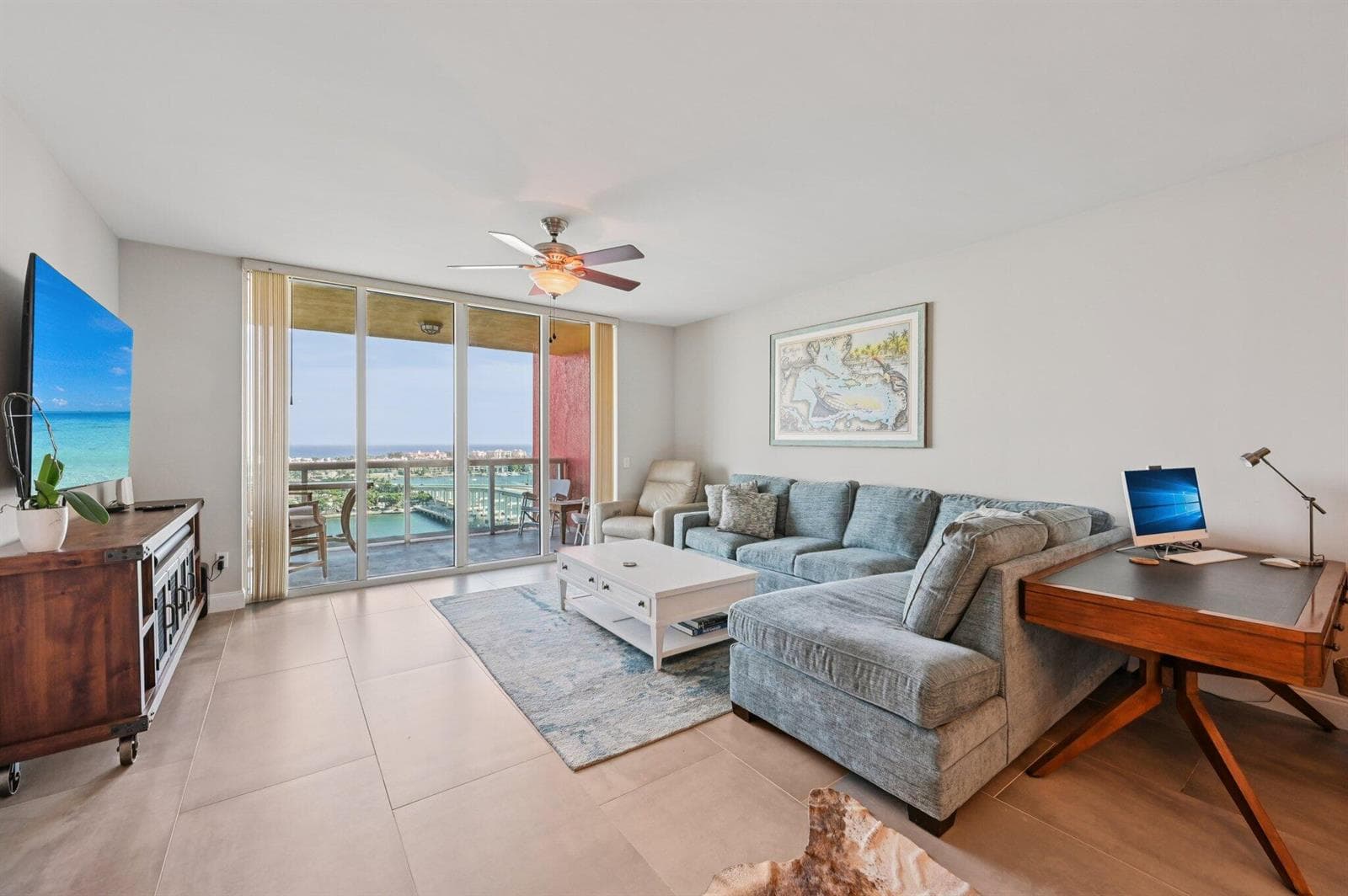 2640 Lake Shore Drive 1810 photo 1
