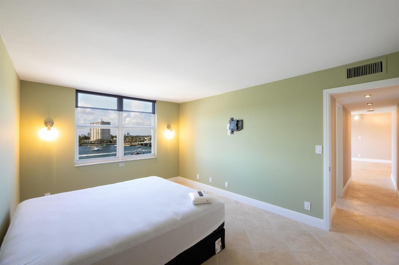 1 Las Olas Circle 605 photo 13