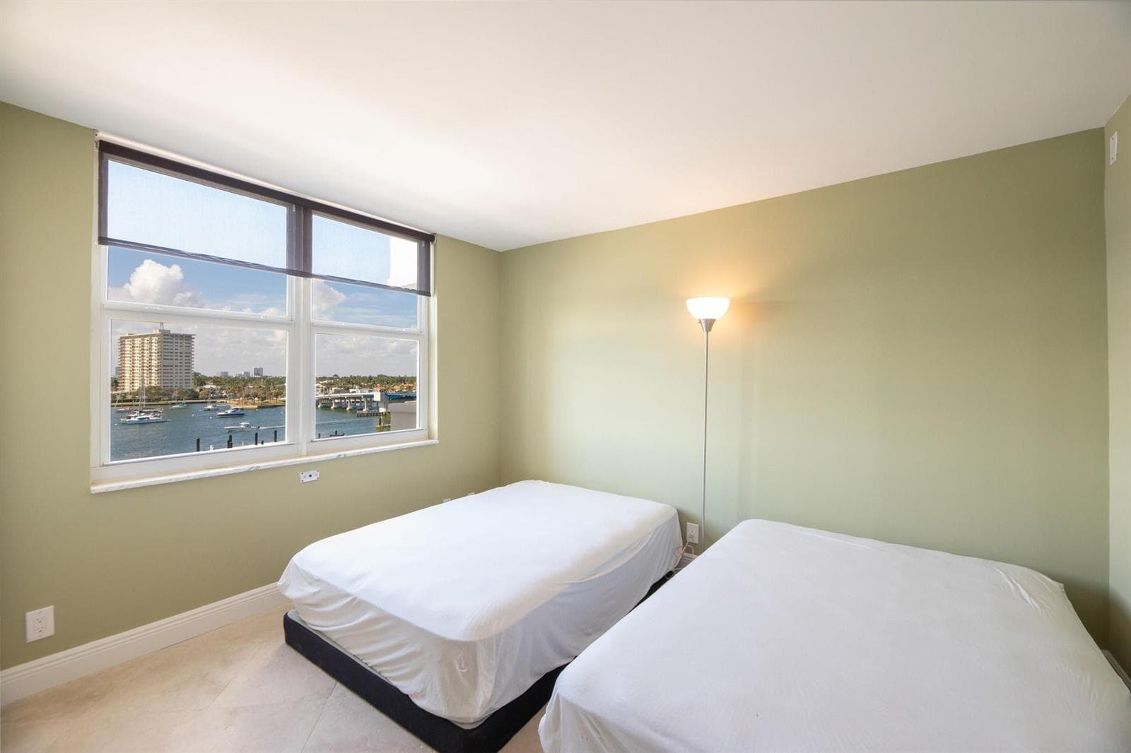 1 Las Olas Circle 605 photo 17