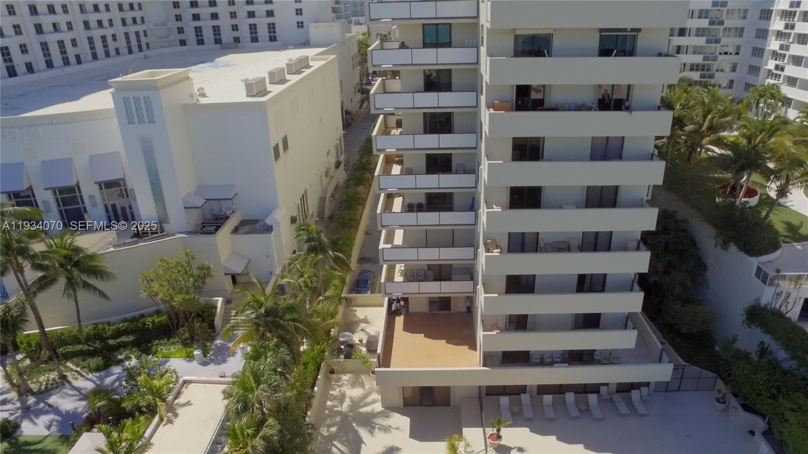 1623 Collins Ave 218 photo 20