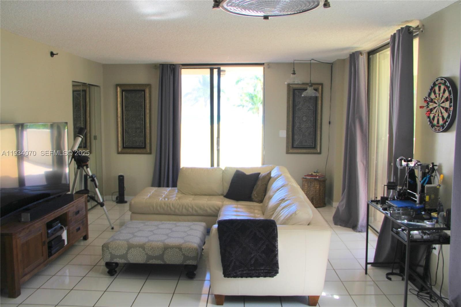 1623 Collins Ave 218 photo 8