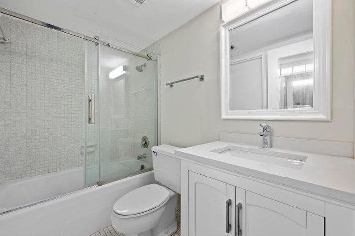 5480 N Ocean Drive B1a photo 13
