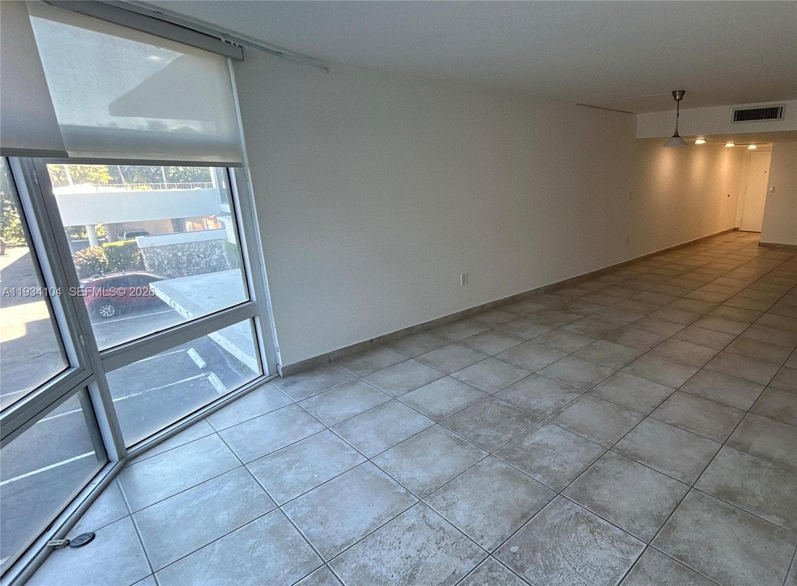 3375 Country Club Dr 102 photo 4