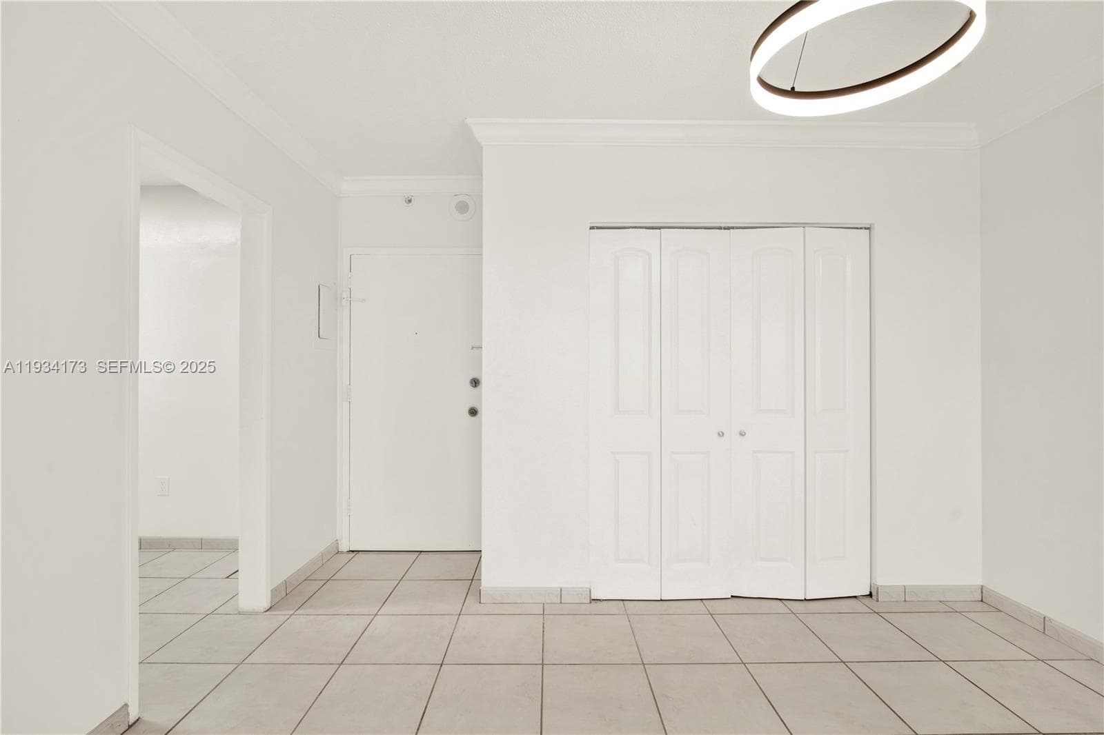 400 Kings Point Dr 1604 photo 20