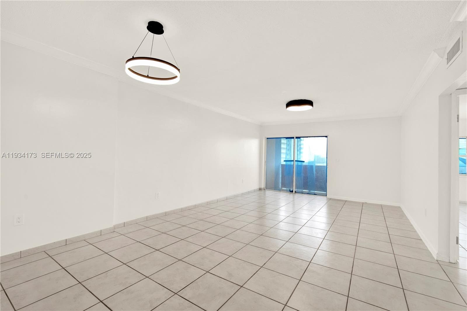 400 Kings Point Dr 1604 photo 10