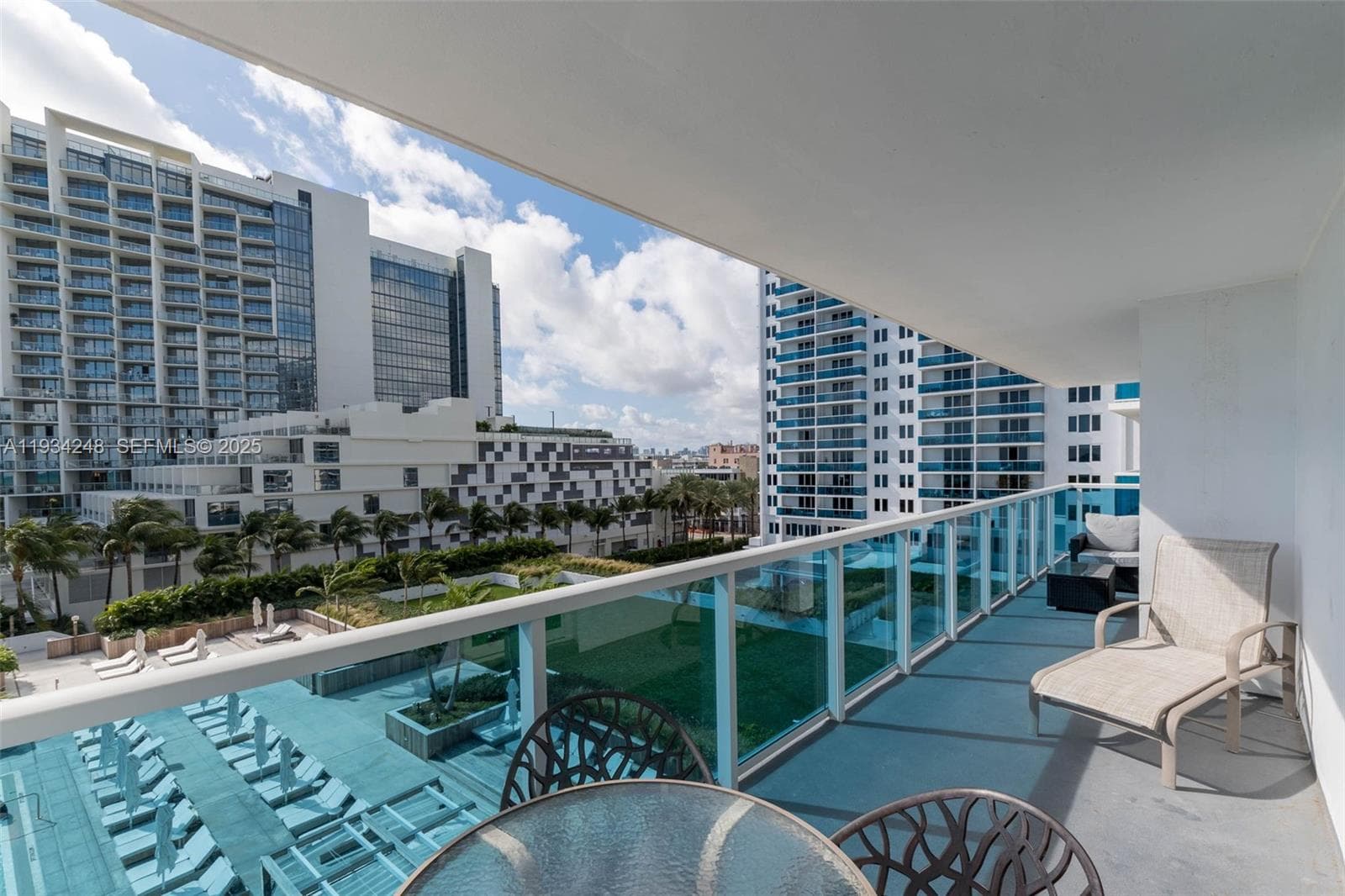 2301 Collins Ave 507 photo 13