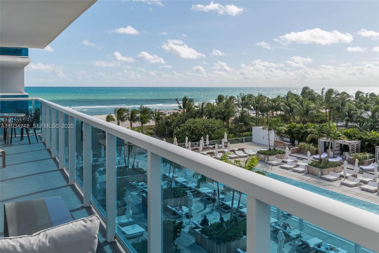2301 Collins Ave 507 photo 14